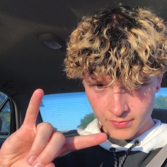 Meet your Posher, Christian - Picture 1 of 1